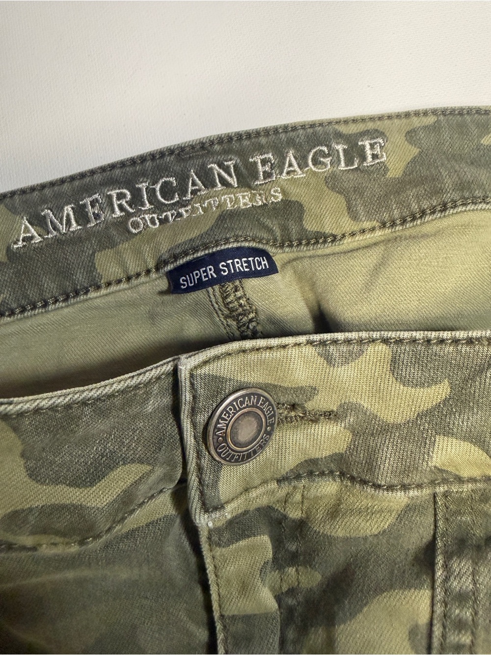 American Eagle Outfitters Olive Camo Skinny Jeans - Picture 6 of 10
